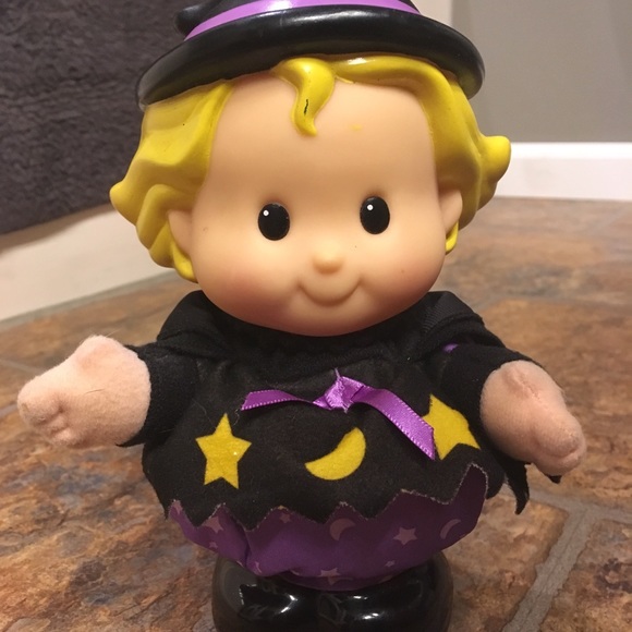 Vintage Little People Trick or Treaters - Picture 2 of 8